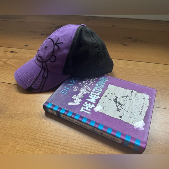 Diary of a Wimpy Kid Adjustable Hat & The Meltdown Book Set - Picture 12 of 14